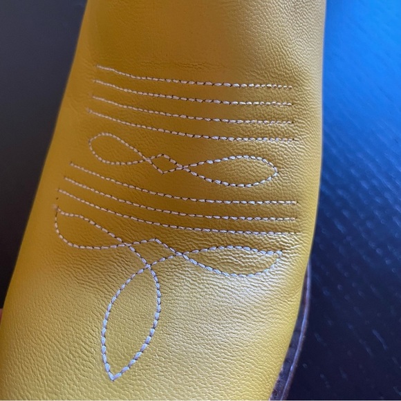 NEW Idyllwind Sunshine-Y Day Western Yellow Boots - Round Toe - Size 7B - Picture 9 of 10